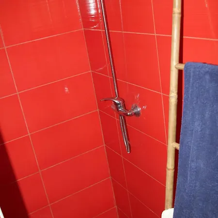 Δωμάτια σε οικογενειακή κατοικία Casa Da Timenina Privates *